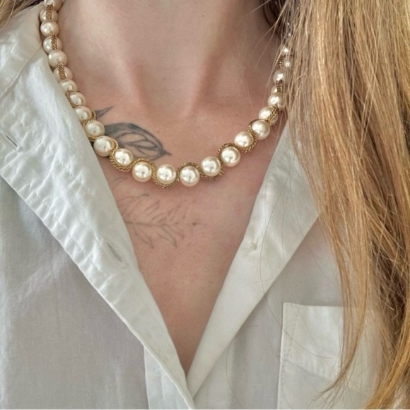 Pearl & Gold Chain Necklace Vintage “Alienor” Classic Style Quiet Luxury Elegant - Picture 2 of 10